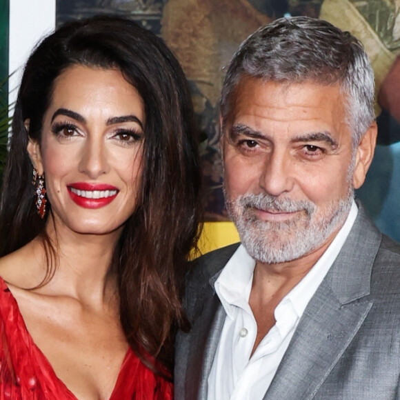 Amal et George Clooney se sont rencontrés en 2013
Amal Alamuddin Clooney, George Clooney - Première du film "Ticket to Paradise" à Los Angeles.