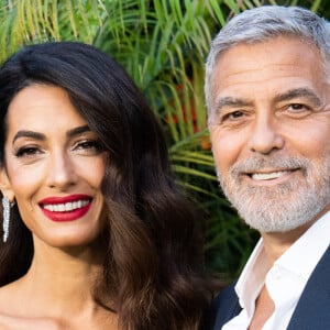 George Clooney et sa femme Amal Clooney à la première du film "Ticket To Paradise" à Londres, le 7 septembre 2022. 
