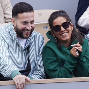 C'était sans doute un soulagement pour ses fans.
Inès Reg (Inès Reghioua) avec son meilleur ami Mickaël Montadir dans les tribunes au même moment dans les tribunes des Internationaux de France de tennis de Roland Garros 2024 à Paris, France, le 3 juin 2024. © Jacovides-Moreau/Bestimage 