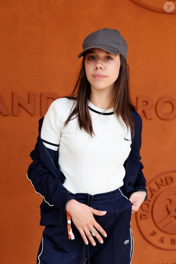 Kim Higelin au village lors des Internationaux de France de tennis de Roland Garros 2024, à Paris, France, le 3 juin 2024. © Jacovides-Moreau/Bestimage  Celebs at the Village during the 2024 French Open at Roland Garros in Paris, France, on June 3, 2024. 