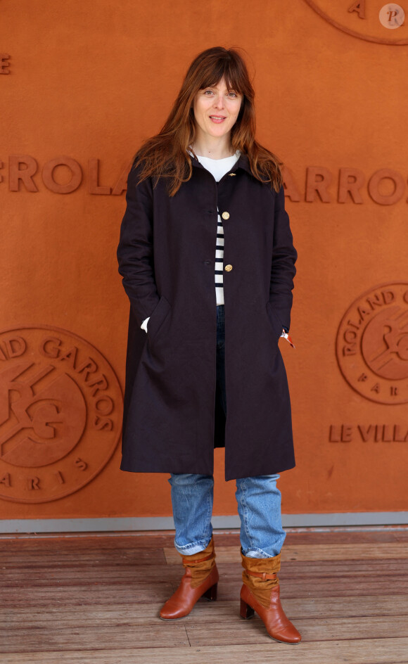 Valérie Donzelli au village lors des Internationaux de France de tennis de Roland Garros 2024, à Paris, France, le 3 juin 2024. © Jacovides-Moreau/Bestimage  Celebs at the Village during the 2024 French Open at Roland Garros in Paris, France, on June 3, 2024. 