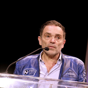 Yann Moix - Soirée de mobilisation "L'Europe contre l'antisémitisme" au théâtre Antoine à Paris le 3 juin 2024. © Cédric Perrin/Bestimage