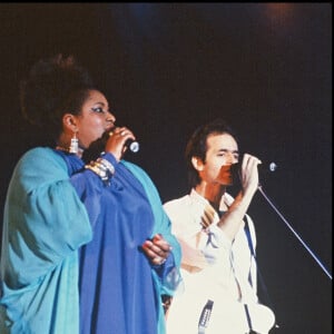 Carole Fredericks et Jean-Jacques Goldman sur scène