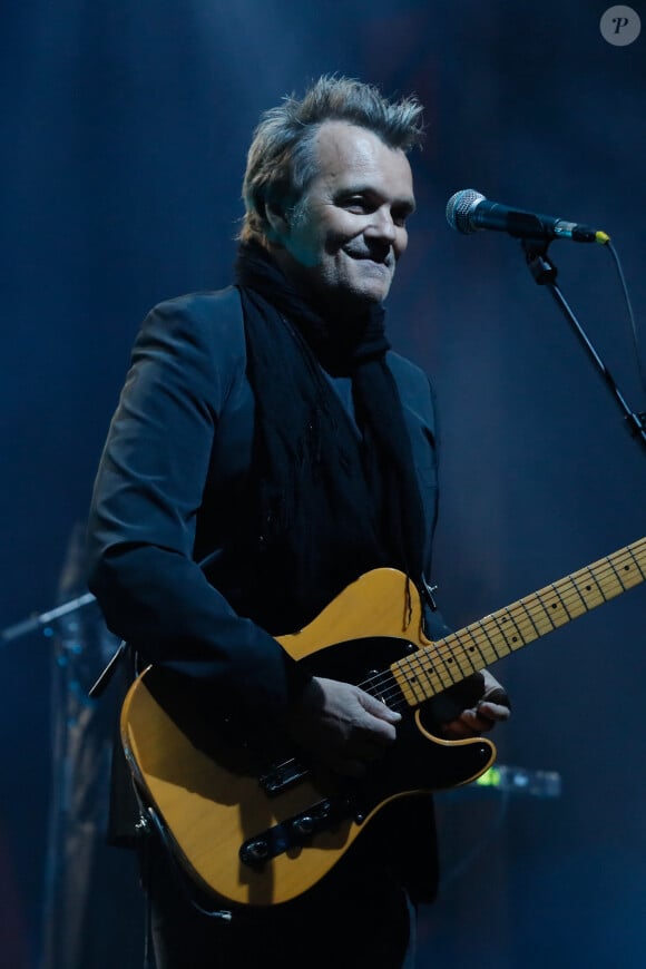 Axel Bauer en concert lors du 4ᵉ festival "Paris Paradis" au parc de la Villette à Paris, le 16 septembre 2022. © Christophe Clovis / Bestimage