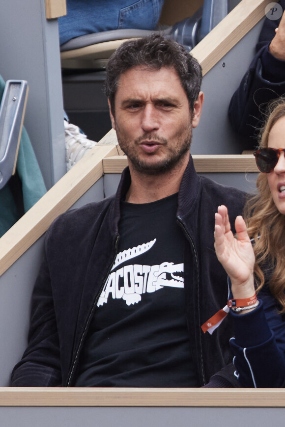 Alison Wheeler en couple avec Jérémie Elkaïm, son ex Valérie Donzelli présente au même moment dans les tribunes des Internationaux de France de tennis de Roland Garros 2024 à Paris, France, le 2 juin 2024. © Jacovides-Moreau/Bestimage 