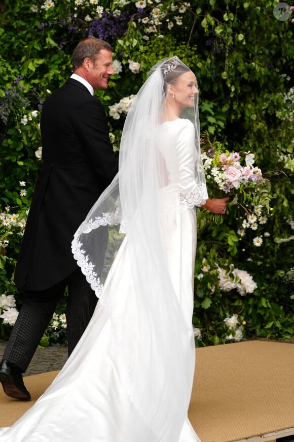 Hugh Grosvenor, plus riche Britannique de moins de 35 ans, est à la tête d'une fortune de 10 milliards de livres.
Olivia Henson arrive à la cathédrale de Chester pour son mariage avec Hugh Grosvenor, le duc de Westminster. Peter Byrne/PA Wire.