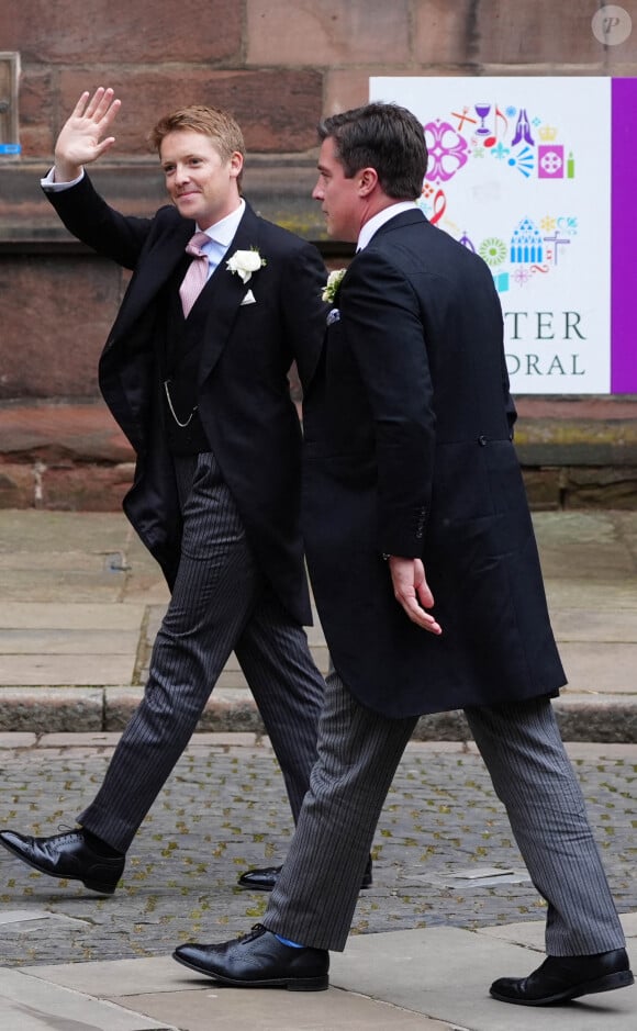 Hugh Grosvenor arrive à la cathédrale de Chester pour son mariage avec Olivia Henson, le duc de Westminster. Peter Byrne/PA Wire.