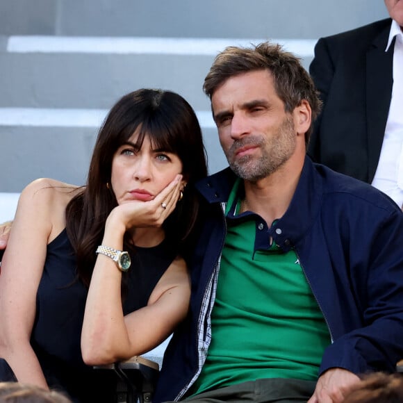 Nolwenn Leroy et son compagnon Arnaud Clément - Célébrités dans les tribunes des Internationaux de France de tennis de Roland Garros 2024 à Paris le 7 juin 2024. © Jacovides-Moreau/Bestimage 