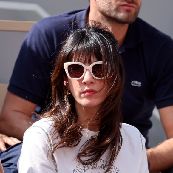 Nolwenn Leroy dans les tribunes des Internationaux de France de tennis de Roland Garros 2024 à Paris, France, le 4 juin 2024. © Jacovides-Moreau/Bestimage 