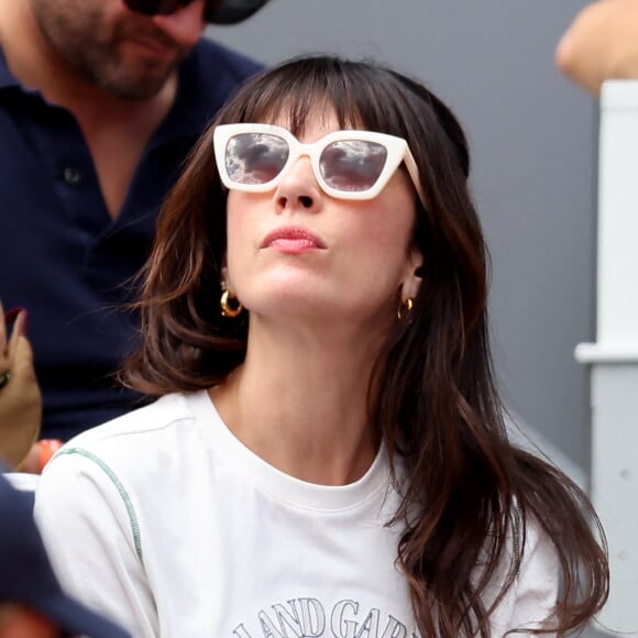 Nolwenn Leroy dans les tribunes des Internationaux de France de tennis de Roland Garros 2024 à Paris, France, le 4 juin 2024. © Jacovides-Moreau/Bestimage 