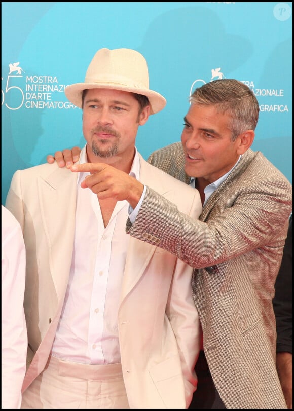 Brad Pitt et George Clooney en 2008.