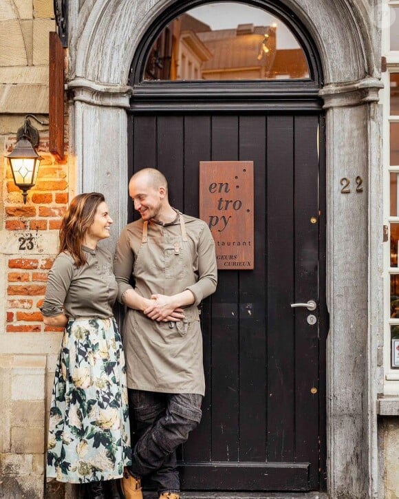 Depuis le tournage de "Top Chef", il a ouvert son propre restaurant à Bruxelles.
Elliott Van de Velde, ancien candidat de "Top Chef".