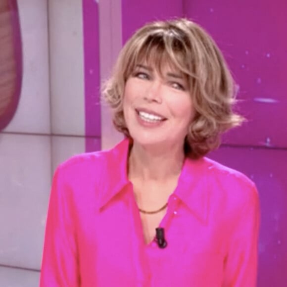 Et c'est à voir ce samedi 15 juin à 16h sur "C8".
Exclusif - Captures d'écran - Les Chevaliers du Fiel lors de l'enregistrement de l'émission "Les grands du rire", présentée par Bernard Montiel et Karen Cheryl, et diffusée le 15 juin sur C8