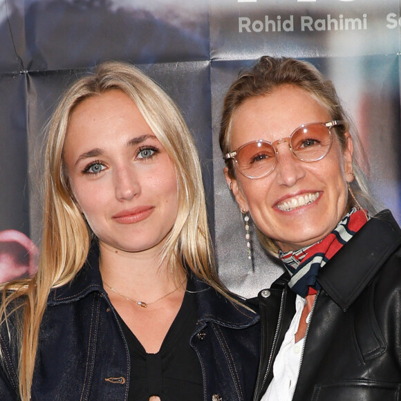 Chloé Jouannet et sa mère Alexandra Lamy - Avant-première du film "Nouveau Monde" au Cinéma Espace Saint-Michel à Paris le 19 juin 2024. © Coadic Guirec/Bestimage