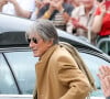 Jacques Dutronc et son fils Thomas Dutronc - Arrivées aux obsèques de l'auteure-compositrice-interprète et actrice française Françoise Hardy au cimetière du Père-Lachaise à Paris, France, le 20 juin 2024. © Jacovides-Moreau/Bestimage 