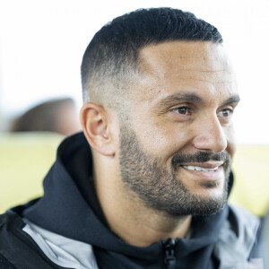 Et il s'est éloigné de la lumière pendant plusieurs années pour se soigner.
Exclusif - Malik Bentalha - Match Team Mont de Marsan Vs Team UNICEF France au stade André et Guy Boniface à Mont de Marsan le 23 mars 2024. © Pierre Perusseau / Bestimage