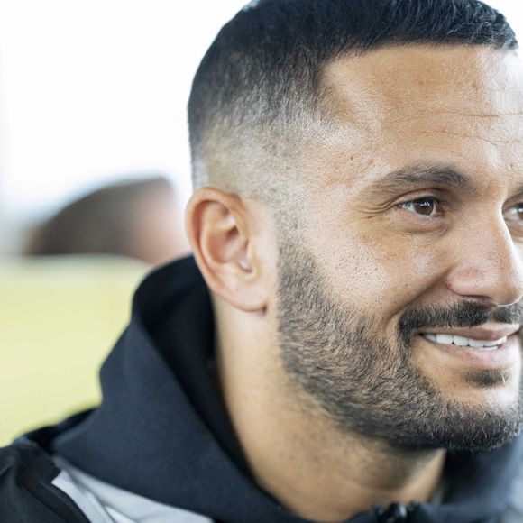 Et il s'est éloigné de la lumière pendant plusieurs années pour se soigner.
Exclusif - Malik Bentalha - Match Team Mont de Marsan Vs Team UNICEF France au stade André et Guy Boniface à Mont de Marsan le 23 mars 2024. © Pierre Perusseau / Bestimage