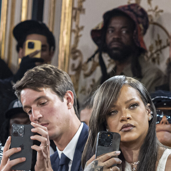 Alexandre Arnault et Rihanna au défilé Homme A$AP Rocky X American Sabotage by AWGE Printemps/Été 2025 dans le cadre de la Fashion Week de Paris, France, le 21 juin 2024. © Olivier Borde/Bestimage 