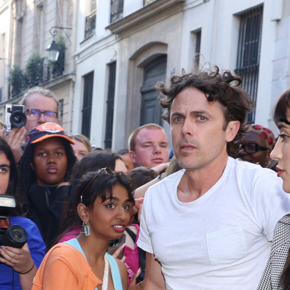 Casey Affleck - People au défilé Homme A$AP Rocky X American Sabotage by AWGE Printemps/Été 2025 dans le cadre de la Fashion Week de Paris, France, le 21 juin 2024. © Denis Guignebourg/Bestimage 