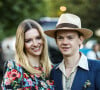 Talulah Riley avait annoncé leurs fiançailles sur X le 27 juillet 2023 : "Très heureuse de partager avec vous qu'après deux ans d'amour, Thomas Brodie-Sangster et moi-même sommes fiancés !". 
Talulah Riley, Thomas Brodie-Sangster à la soirée "Serpentine Summer Evening" à la galerie Serpentine à Londres, le 30 juin 2022