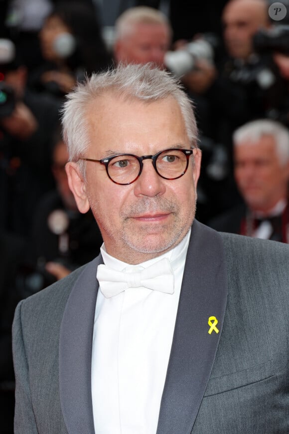 Philippe Torreton jouera dans une pièce visible également dans ce même théâtre, "Lazzi"
Philippe Torreton - Montée des marches du film " Le deuxième acte " pour la cérémonie d'ouverture du 77ème Festival International du Film de Cannes, au Palais des Festivals à Cannes. Le 14 mai 2024 © Jacovides-Moreau / Bestimage 