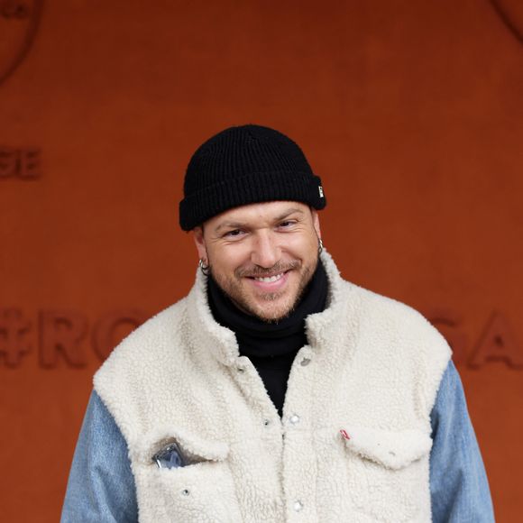 Le DJ en question n'est autre que Quentin Mosimann
Quentin Mosimann - Célébrités au village des Internationaux de France de tennis de Roland Garros 2024 à Paris le 2 juin 2024. © Jacovides / Moreau / Bestimage
