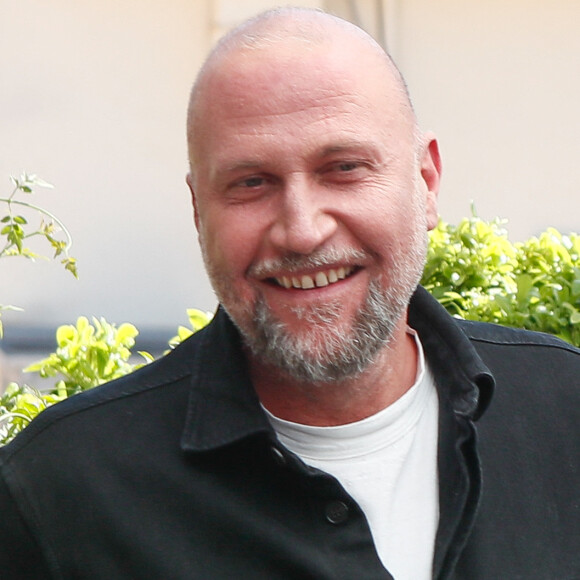 Pour une occasion spéciale.
Exclusif - François Damiens - Rendez-vous avec l'équipe du film "Le procès du chien" sur la terrasse Unifrance lors du 77ème Festival International du Film de Cannes le 18 mai 2024. © Christophe Clovis / Bestimage 