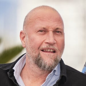 François Damiens - Photocall du film "Le Procès du Chien" lors du 77ème Festival International du Film de Cannes le 19 mai 2024. © Jacovides / Moreau / Bestimage 