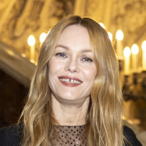 Vanessa Paradis au photocall du deuxième défilé de mode Chanel Haute-Couture automne-hiver 2024/2025 au palais Garnier lors de la Fashion Week de Paris, France, le 25 juin 2024. © Olivier Borde/Bestimage