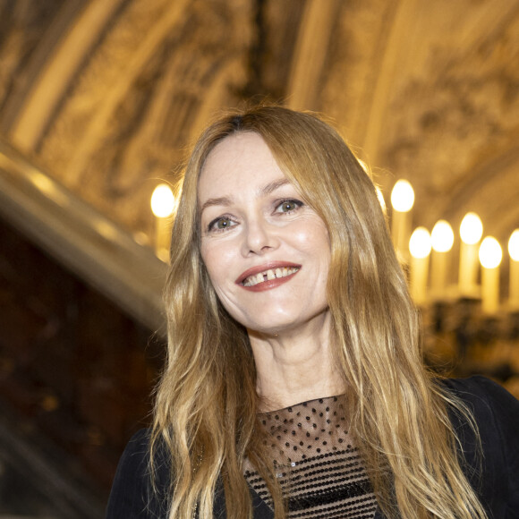 Vanessa Paradis au photocall du deuxième défilé de mode Chanel Haute-Couture automne-hiver 2024/2025 au palais Garnier lors de la Fashion Week de Paris, France, le 25 juin 2024. © Olivier Borde/Bestimage