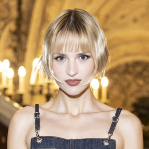 Angèle au photocall du deuxième défilé de mode Chanel Haute-Couture automne-hiver 2024/2025 au palais Garnier lors de la Fashion Week de Paris, France, le 25 juin 2024. © Olivier Borde/Bestimage