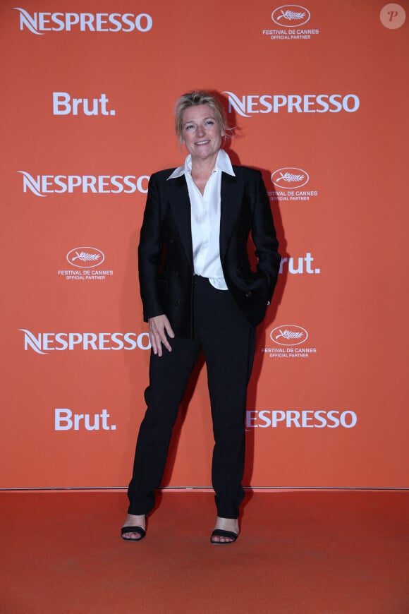 Anne-Elisabeth Lemoine - Photocall de la soirée Nespresso x Brut lors du 77ème Festival International du Film de Cannes le 16 mai 2024. © Laurent Campus/Bestimage 