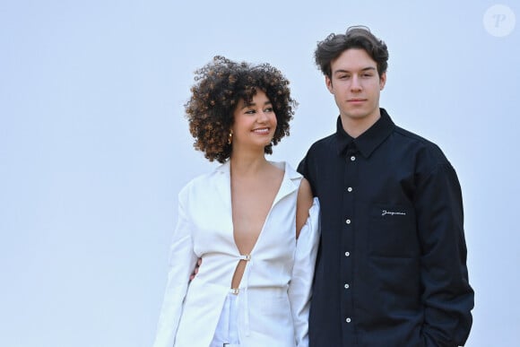 Léna Mahfouf (Léna Situations) et Seb la Frite au défilé de mode "Les Sculptures" Jacquemus à la Fondation Maeght à Saint-Paul-De-Vence le 29 janvier 2024. © Franck Castel / Bestimage 