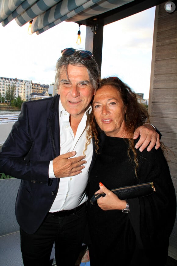 Exclusif - Tex et sa femme Béatrice lors de la soirée de l'association "The Children for Peace" à la Plage Parisienne à Paris le 10 juin 2024. © Philippe Baldini / Bestimage 