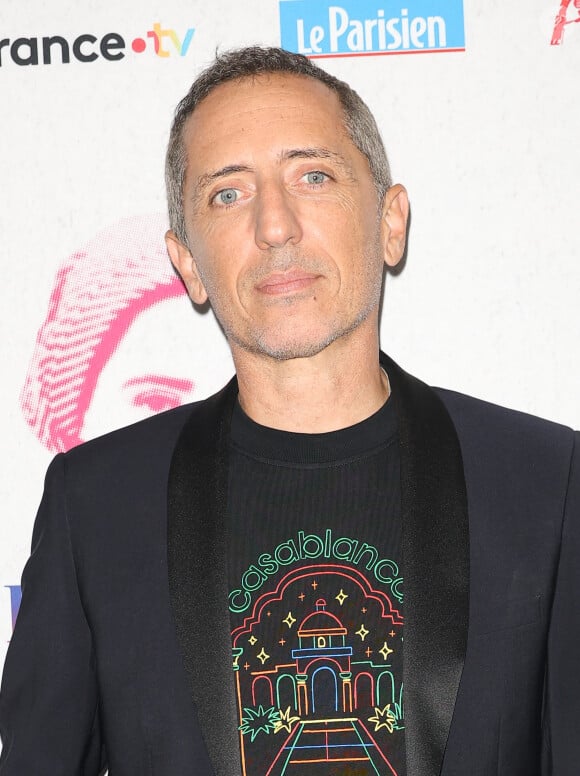 Concernant Raphaël, il a avoué lui demander aussi son avis mais à ses risques et périls. 
Exclusif - Gad Elmaleh - Générale du spectacle musical "Bernadette de Lourdes" au Dôme de Paris à Paris le 21 septembre 2023. Coadic Guirec/Bestimage