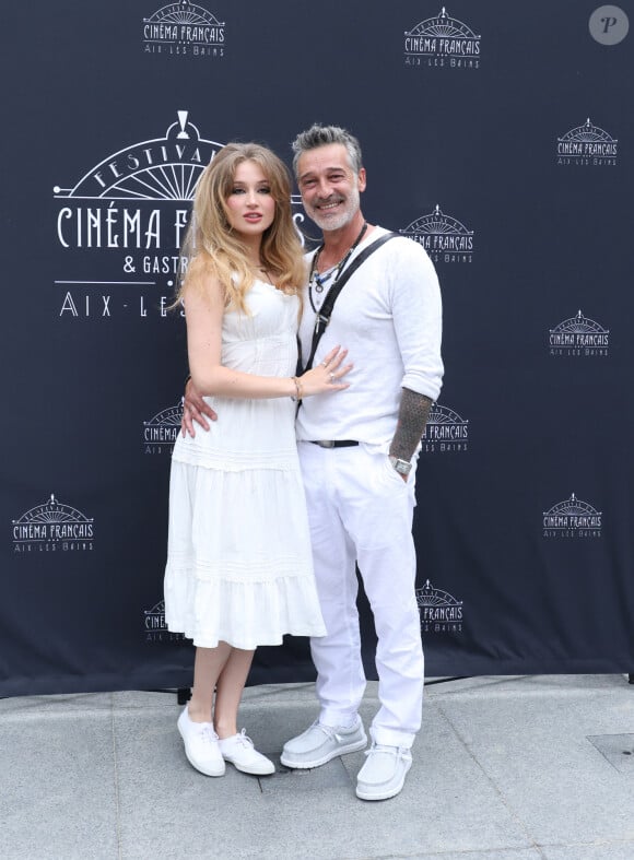 Exclusif - Catherine Davydzenka et son compagnon Stéphane Blancafort (Ici Tout commence) - Photocall lors de la 3ème édition du Festival du Cinéma Français et de la Gastronomie d'Aix-les-Bains. Le 7 juin 2024 © Denis Guignebourg / Bestimage