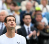 Le joueur de 37 ans a été contraint de quitter le court il y a quelques jours en raison d'une blessure au dos, au grand dam des supporters britanniques, avant de s'incliner aux côtés de son frère Jamie au premier tour du double messieurs.
Sir Andy Murray fond en larmes à la fin de son dernier match pro au côté de son frère Jamie à Wimbledon. Ils affrontaient Rinky Hijikata et John Peers (7/6 - 6/4) lors du tournoi de Wimbledon. L'ancienne joueuse Sue Barker est venue lui rendre hommage sous le regard ému de sa famille au grand complet, ses parents, sa femme et ses enfants. 