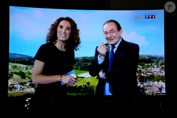 Marie-Sophie Lacarrau, la remplaçante de Jean-Pierre - Dernier JT de Jean-Pierre Pernaut sur TF1 aprés 33 ans de présentation. Paris, le 18 Décembre 2020. © Dominique Jacovides / Bestimage