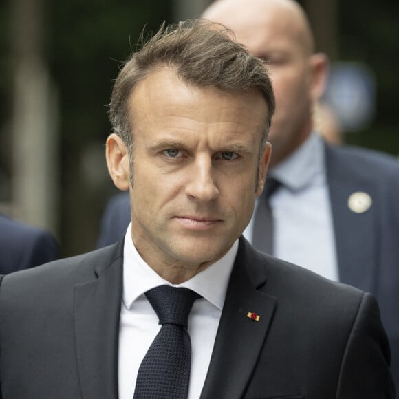 Emmanuel Macron, président de la République Française, et la Première dame Brigitte Macron, à la sortie du bureau de vote lors du deuxième tour des élections législatives au Touquet, ke 7 juillet 2024. © Eliot Blondet/Pool/Bestimage