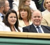 Le prince souverain s'est rendu à Wimbledon ce lundi 8 juillet
 
Madame Melanie Antoinette de Massy president du Monte Carlo Country Club, SAS Prince ALbert II de Monaco et Sir Lenny Henry dans la Royal Box au tournoi de Wimbledon à Londres, Royaume Uni, le 8 juillet 2024. © Chryslene Caillaud/Panoramic/Bestimage