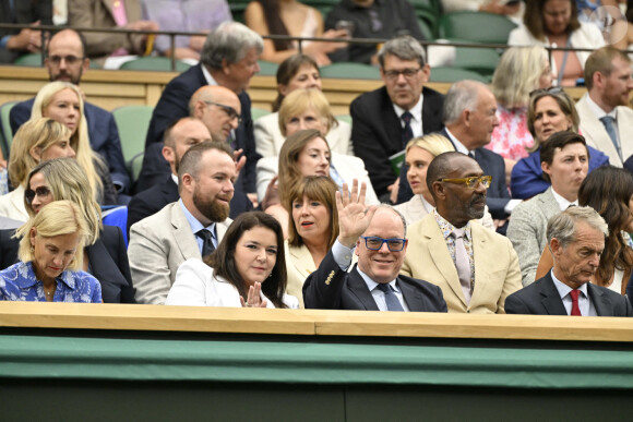 Madame Melanie Antoinette de Massy president du Monte Carlo Country Club, SAS Prince ALbert II de Monaco et Sir Lenny Henry dans la Royal Box au tournoi de Wimbledon à Londres, Royaume Uni, le 8 juillet 2024. © Chryslene Caillaud/Panoramic/Bestimage