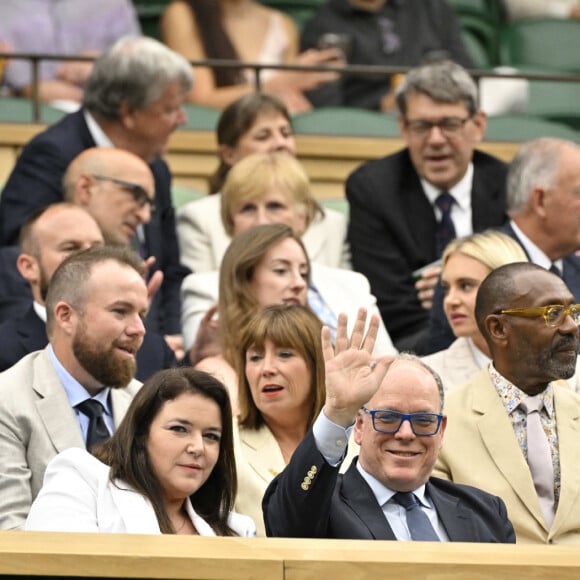 Madame Melanie Antoinette de Massy president du Monte Carlo Country Club, SAS Prince ALbert II de Monaco, Sir Lenny Henry et Lisa Makin dans la Royal Box au tournoi de Wimbledon à Londres, Royaume Uni, le 8 juillet 2024. © Chryslene Caillaud/Panoramic/Bestimage