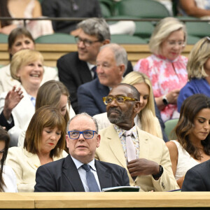 Madame Melanie Antoinette de Massy president du Monte Carlo Country Club, SAS Prince ALbert II de Monaco, Sir Lenny Henry et Lisa Makin dans la Royal Box au tournoi de Wimbledon à Londres, Royaume Uni, le 8 juillet 2024. © Chryslene Caillaud/Panoramic/Bestimage