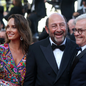 Kad Merad et Julia Vignali se sont mariés en novembre 2022.Kad Merad et sa compagne Julia Vignali - Montée des marches du film " OSS 117 : Alerte rouge en Afrique Noire " lors du 74ème Festival International du Film de Cannes. © Borde-Jacovides-Moreau / Bestimage 