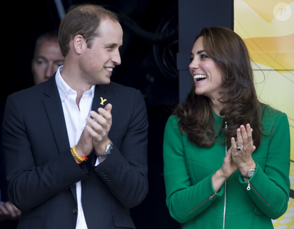 Catherine Kate Middleton (la duchesse de Cambridge) et le prince William à l' arrivée de la première étape du tour de France a Harrogate en Angleterre Le 05 Juillet 2014 