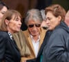 Le chanteur a raconté au Parisien que sa compagne lui a déjà sauvé la vie
 
Jacques Dutronc et sa compagne Sylvie Duval - Sortie des obsèques de l'auteure-compositrice-interprète et actrice française Françoise Hardy au crématorium du cimetière du Père-Lachaise à Paris, France, le 20 juin 2024. © Jacovides-Moreau/Bestimage