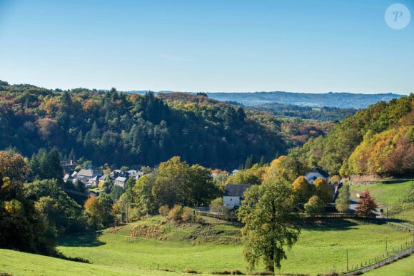 Gimel-les-Cascades (19). Vue du village et du paysage alentour en automne, l'un des plus beaux sites naturels de Correze - Photo by Dupuy/ANDBZ/ABACAPRESS.COM