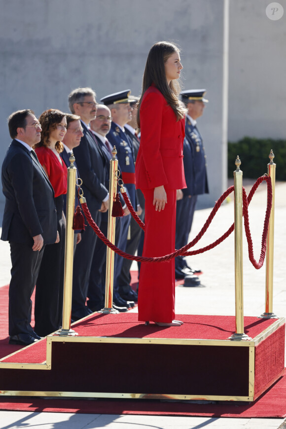 La princesse Leonor d'Espagne à son arrivée à l'aéroport de Madrid, à l'occasion de son premier voyage officiel, seule, au Portugal. Le 12 juillet 2024 