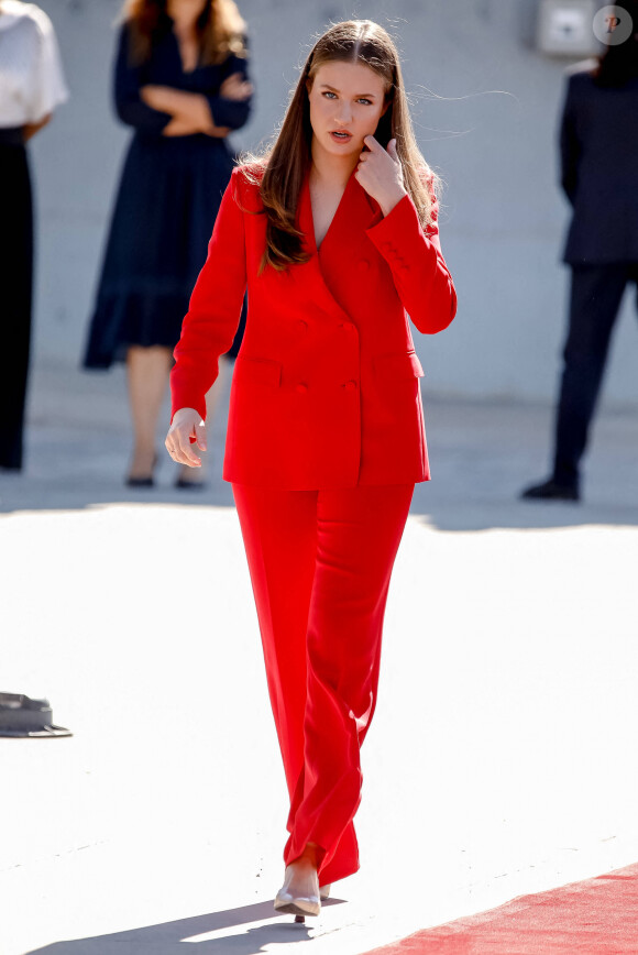 La princesse Leonor s'est envolée de l'aéroport Adolfo Suárez Madrid-Barajos pour Lisbonne où elle effectuera sa première visite officielle en solo, à Madrid, Espagne, le 12 juillet 2024. © Dana Press/Bestimage 