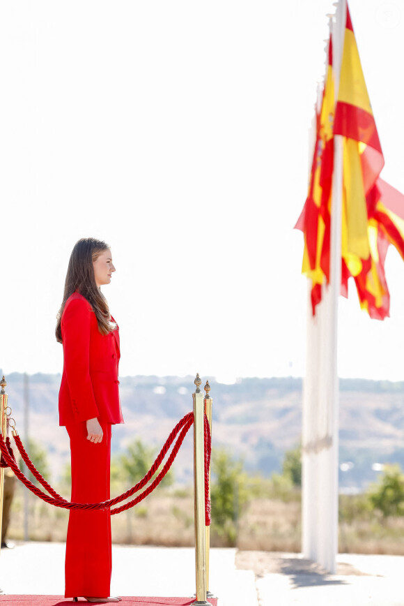 La princesse Leonor s'est envolée de l'aéroport Adolfo Suárez Madrid-Barajos pour Lisbonne où elle effectuera sa première visite officielle en solo, à Madrid, Espagne, le 12 juillet 2024. © Dana Press/Bestimage 